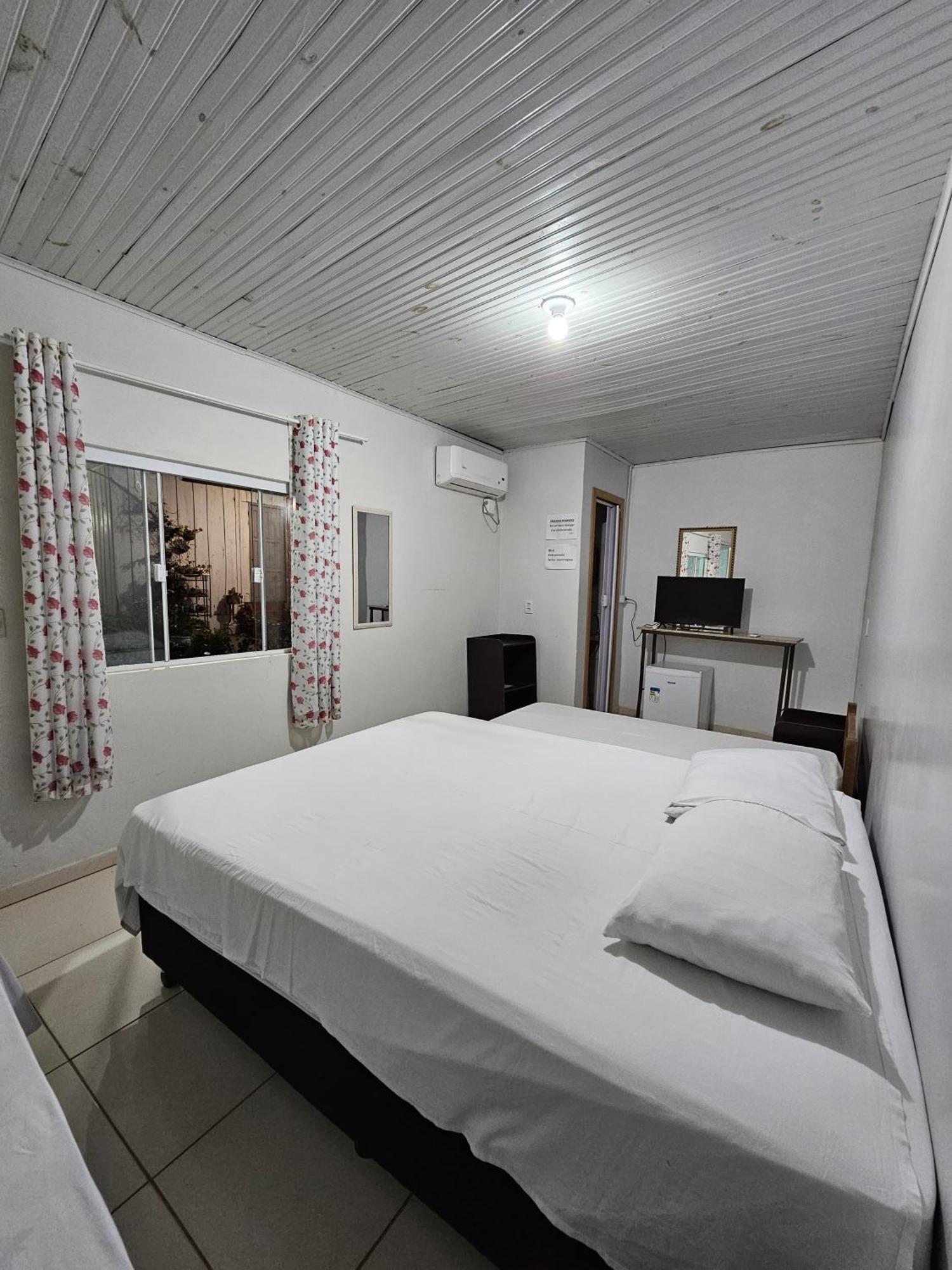 Aconchego Lar Cama E Cafe Panzió Foz do Iguaçu Kültér fotó